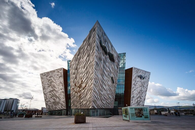 Belfast Titanic arq contemporanea